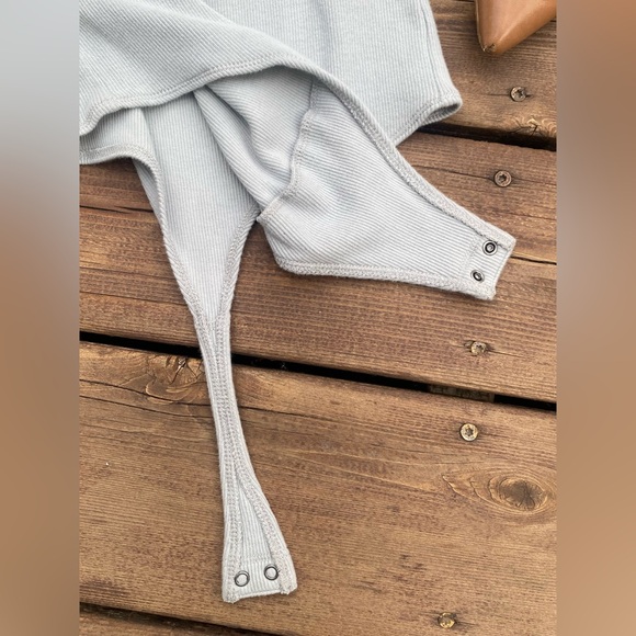 Abercrombie & Fitch Ribbed Bodysuit, Small - Picture 3 of 5